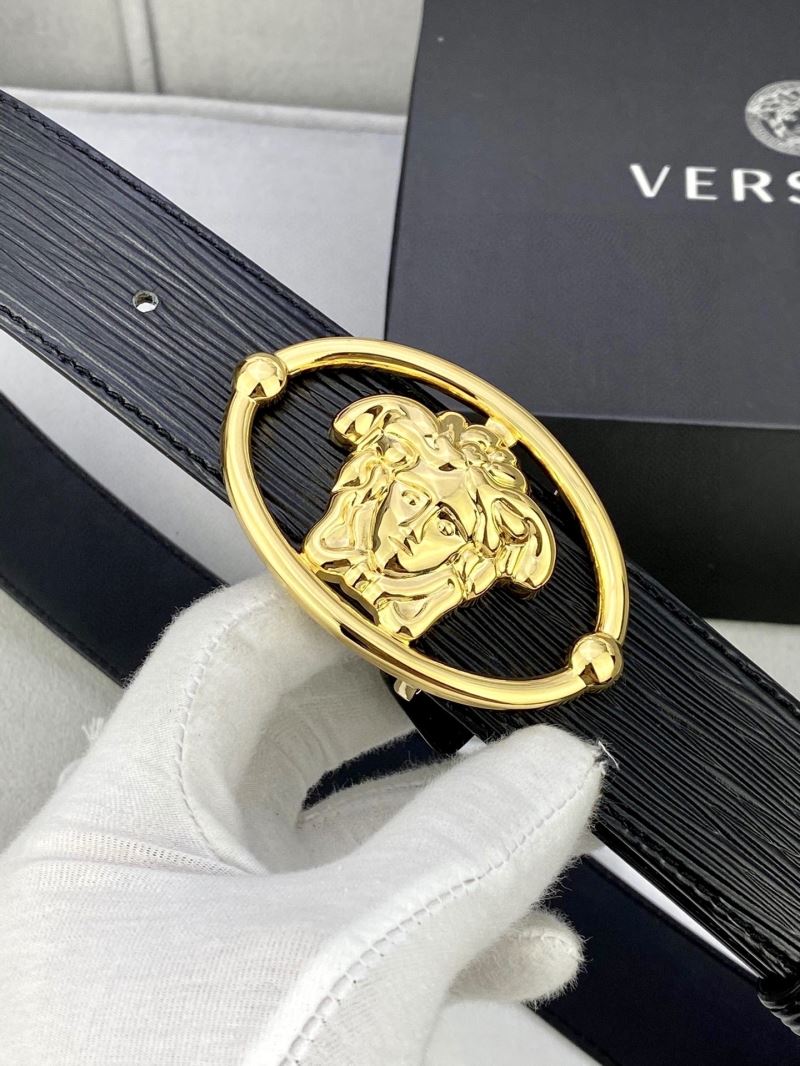 VERSACE